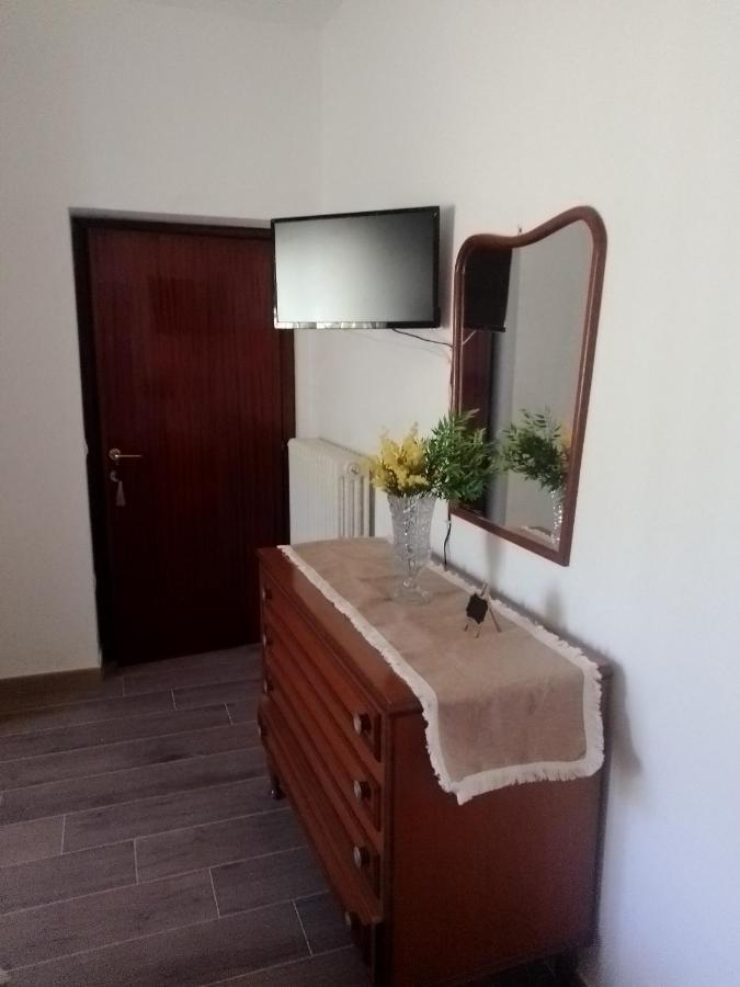 Casa Carducci Affittacamere Monteleto Ngoại thất bức ảnh